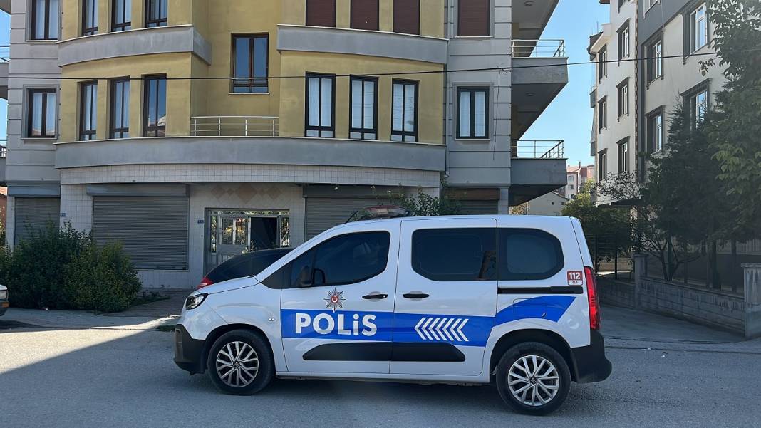 Konya merkezde komşular arasında bıçaklı kavga! Nedeni 'kedi tüyü' 2